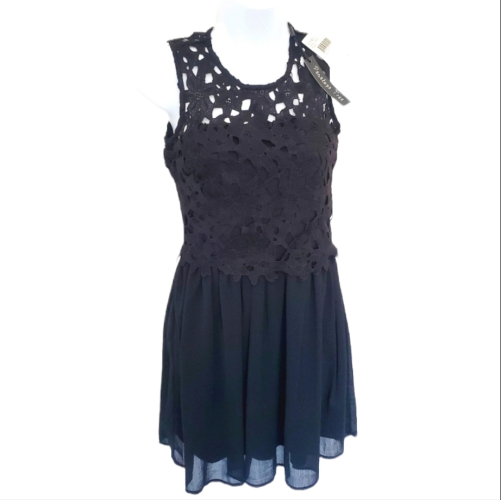NWT Nordstrom Penelope Tree black overlay dress size 14